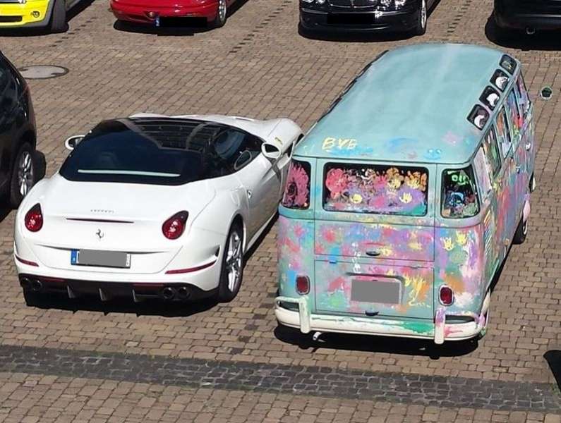 Ferrari-VW-Bus